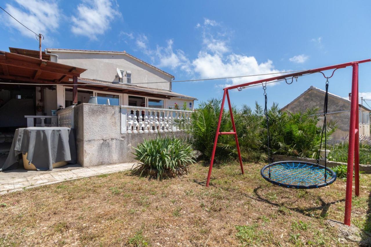 Apartments Ruza Dragove Dugi Otok Exterior photo